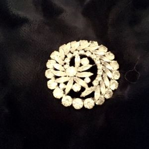 Beautiful Vintage Brooch